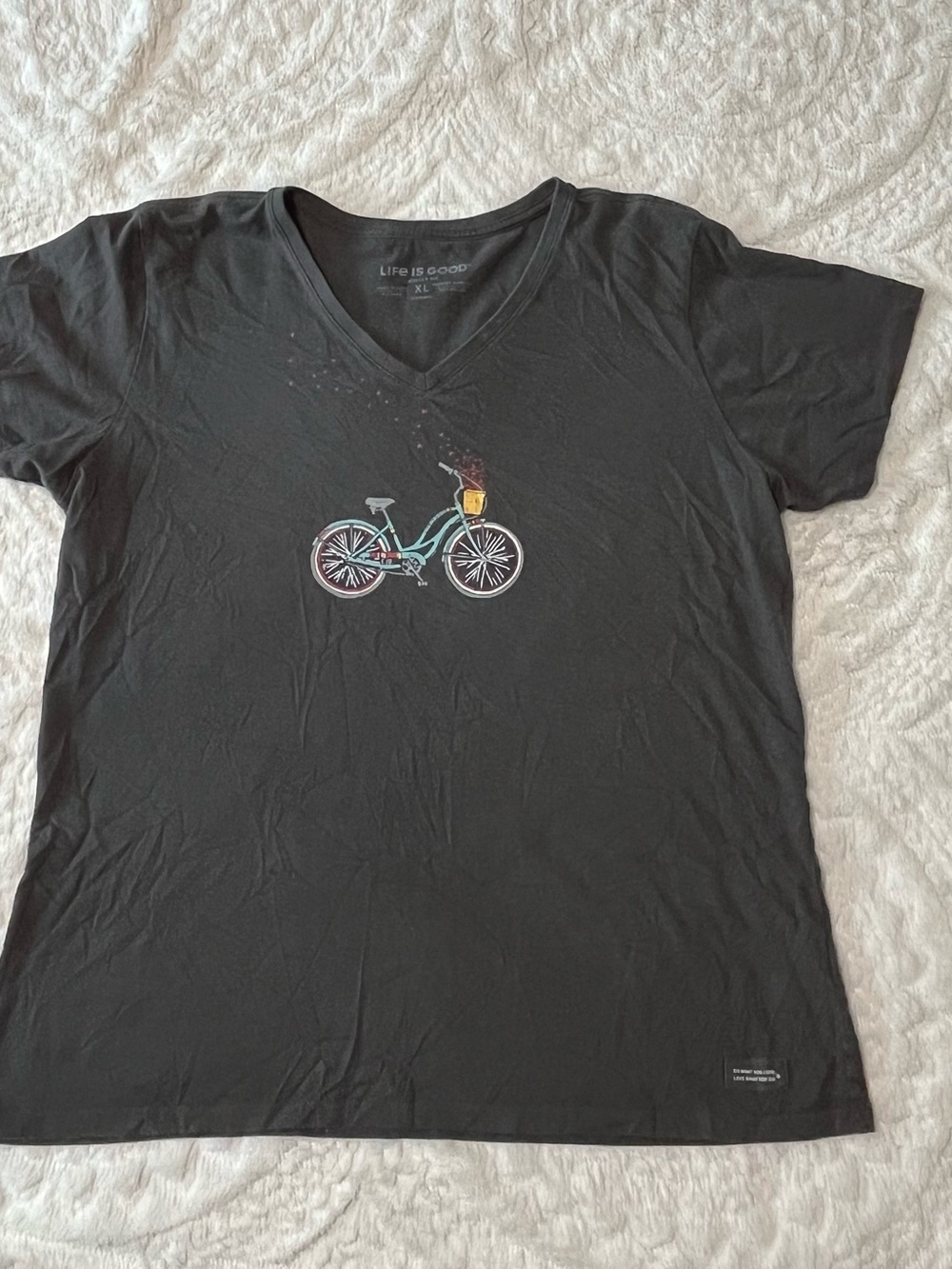 Life Is Good Gray V-Neck with Teal & Yellow Bicycle Graphic Red Hearts Size XL